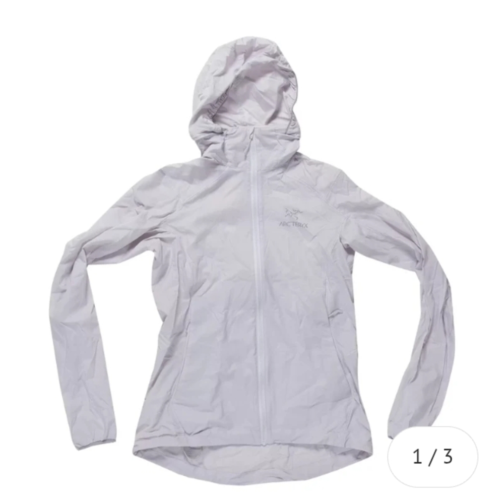 Arc'teryx Grey Ski Jacket with Hood and Slim Fit